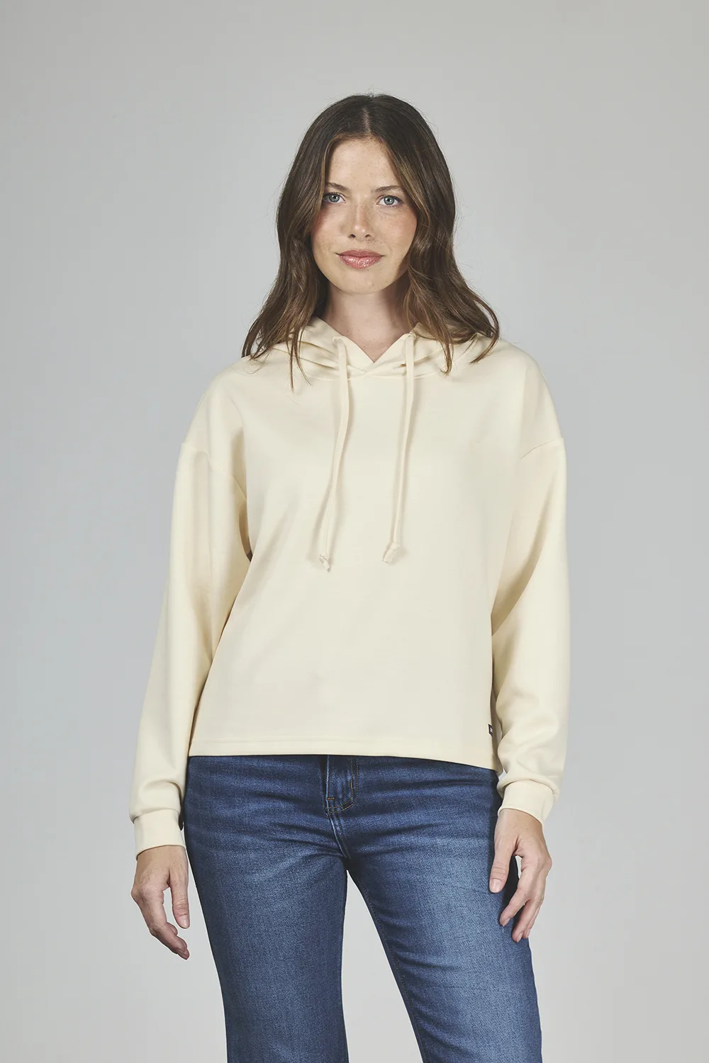 Alternative view of ART. A-66 | BUZO CROP CRUDO CON CAPUCHA LIBELULA