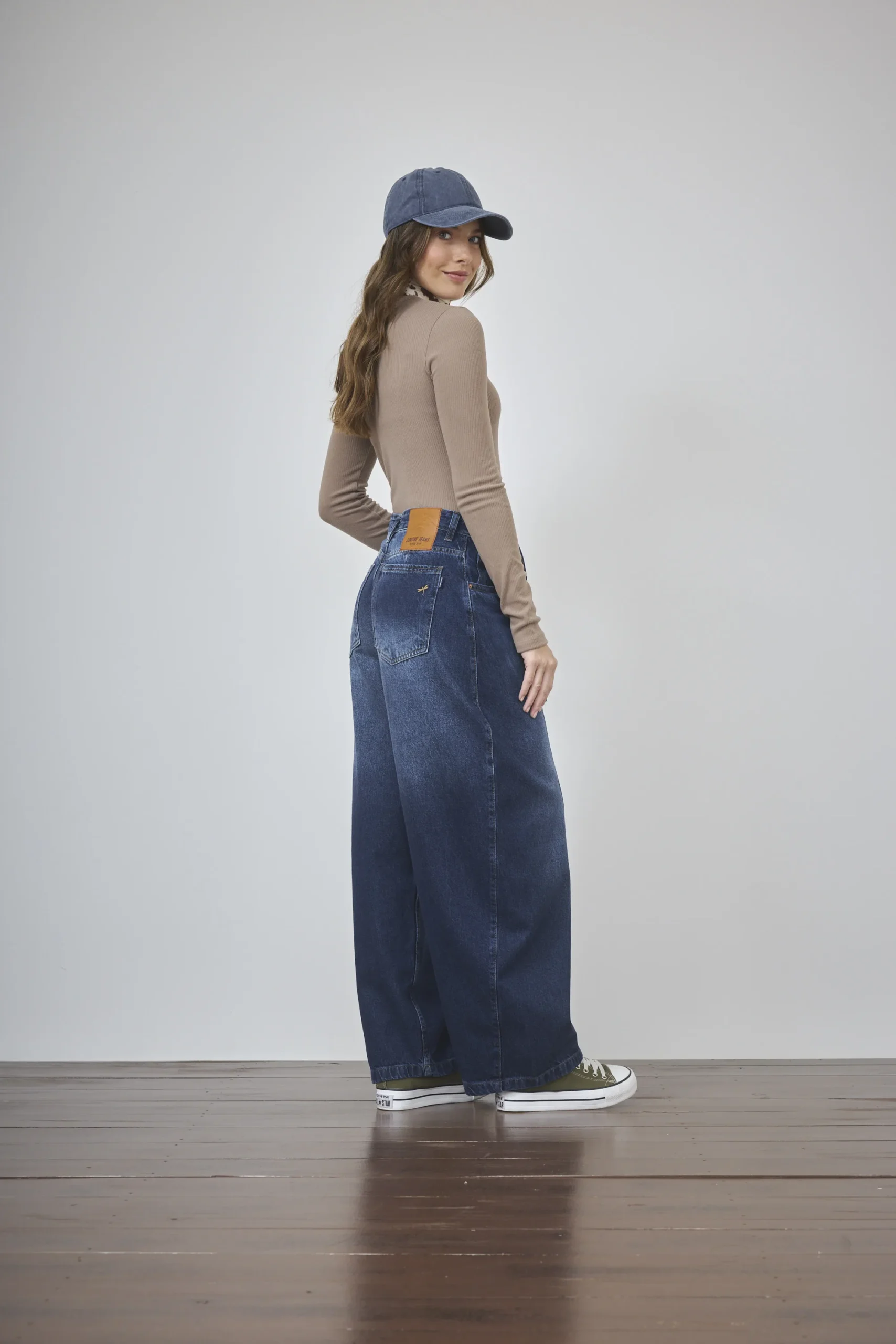 Alternative view of ART. 479 | BALLON AZUL CON RECORTE Y CINTO RIGIDO