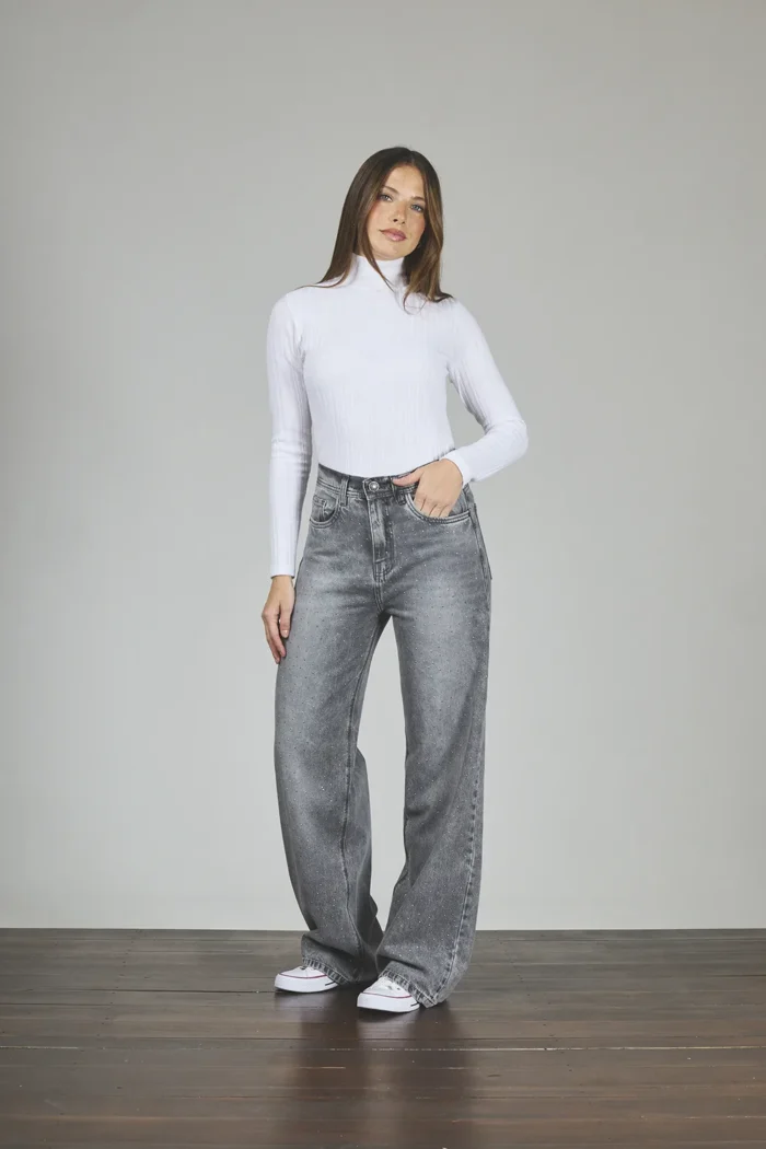 ART. 295 | WIDE LEG GRIS CON STRASS RÍGIDO - Imagen 4