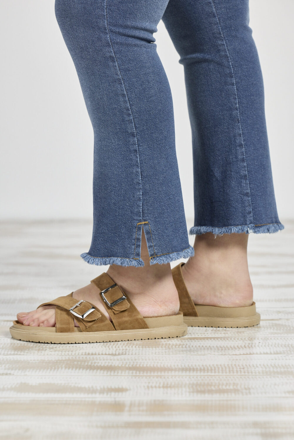 ART. 3011 | CROP SEMI OXFORD STONE CON TAJO EN BOTA ELASTIZADO - Imagen 6