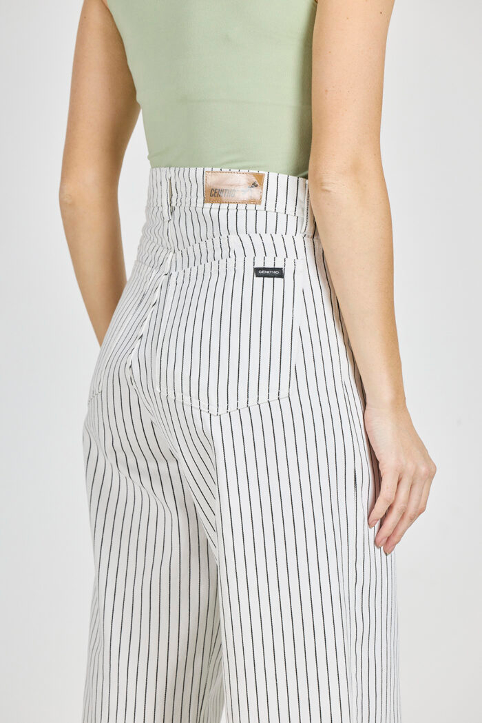 ART. 346 | WIDE LEG CROP BLANCO RAYADO RÍGIDO - Imagen 5