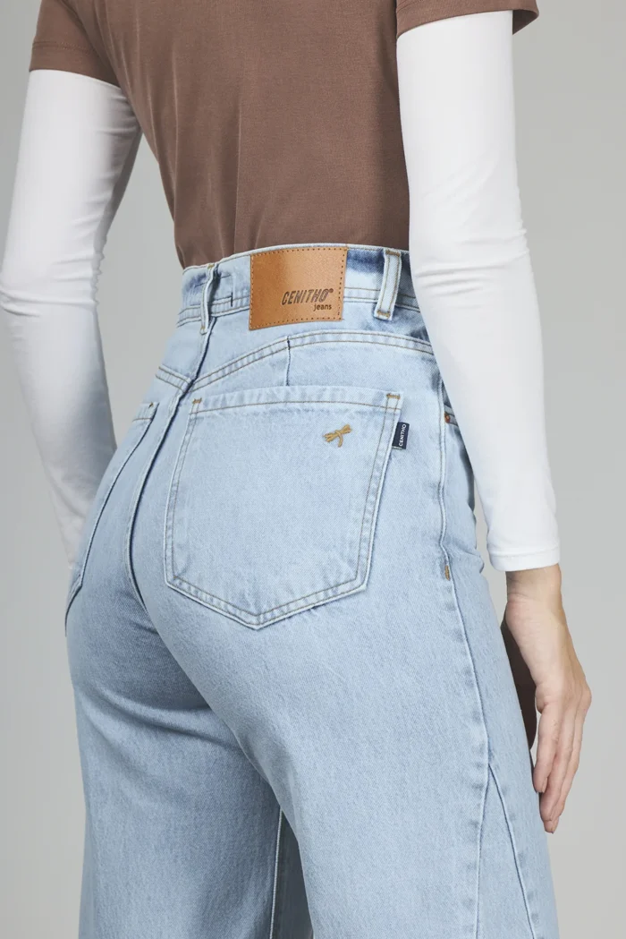 ART. 359 | WIDE LEG CELESTE CON RECORTE DEFLECADO RÍGIDO - Imagen 5