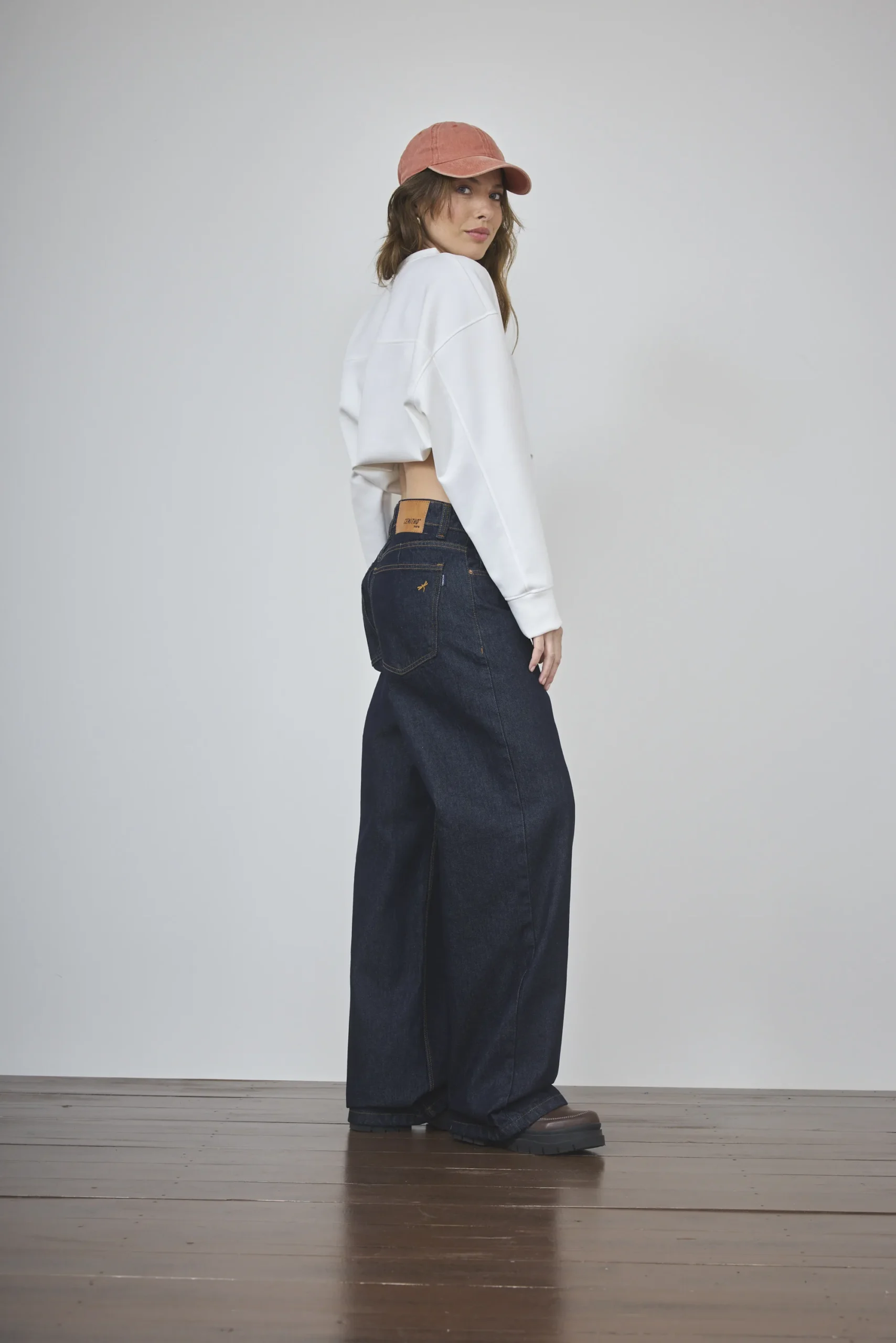 Alternative view of ART. 497 | BAGGY DARK BLUE TIRO BAJO RIGIDO