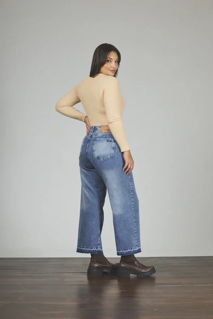 ART. 857 | CROP WIDE LEG  STONE BOTA DESCOSIDA RÍGIDO - Imagen 2