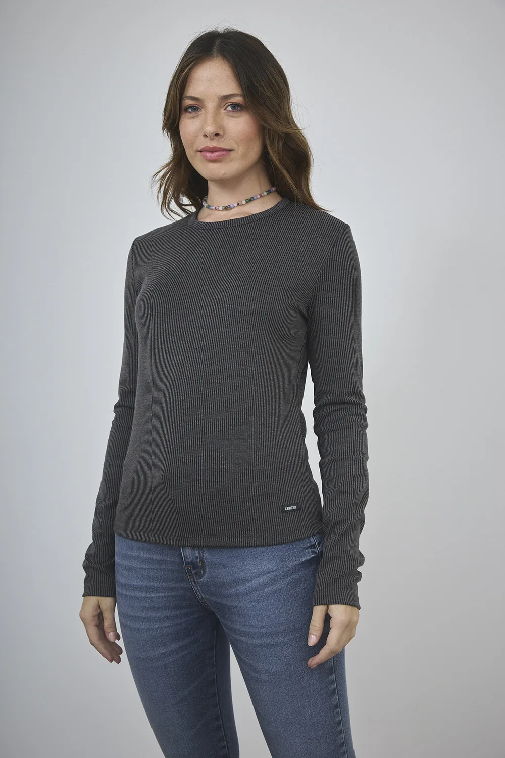 ART. A-95 | REMERA MANGA LARGA NEGRA MORLEY