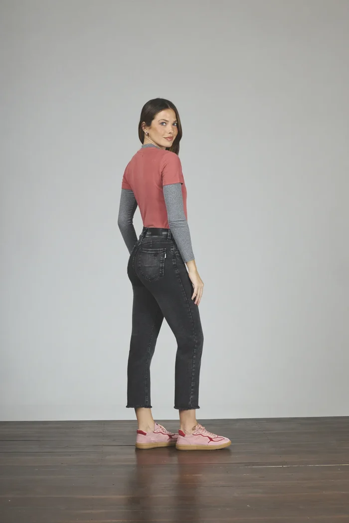 ART. 409 | CROP NEGRO HUMO BOTA DEFLECADO ELASTIZADO - Imagen 2