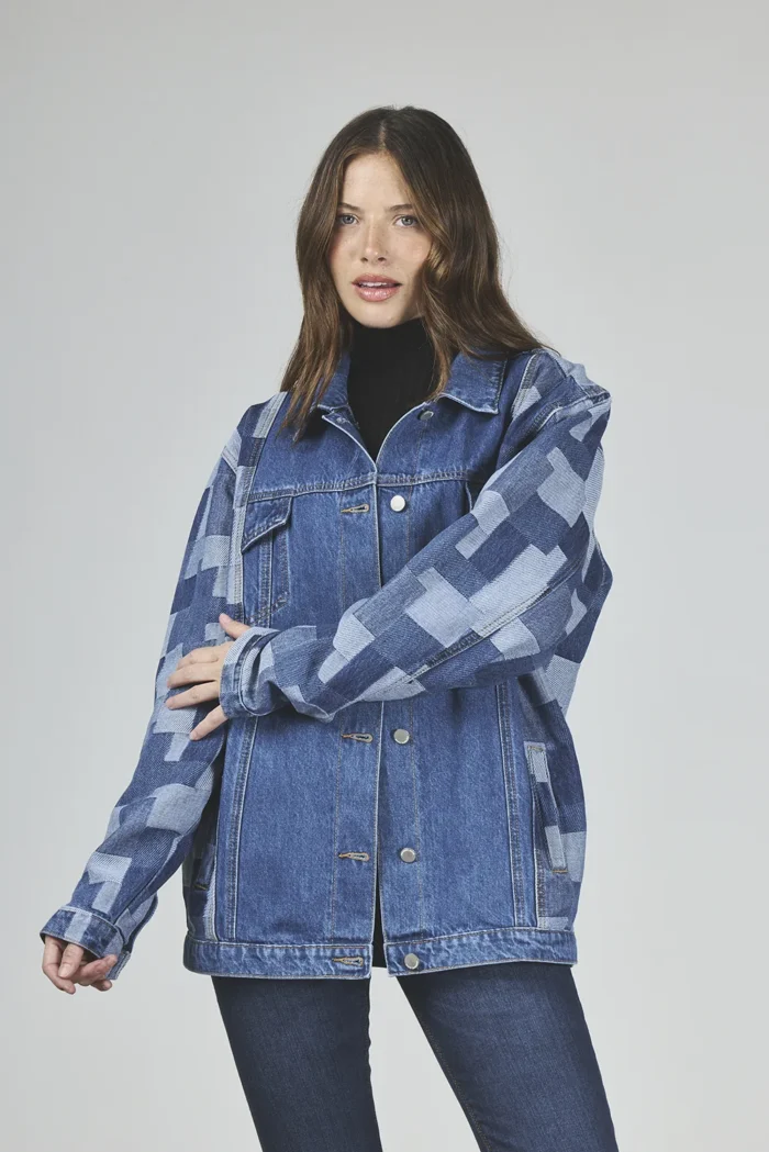 ART. 437 | CAMPERA OVERSIZE CUADRILLE AZUL RIGIDO - Imagen 3