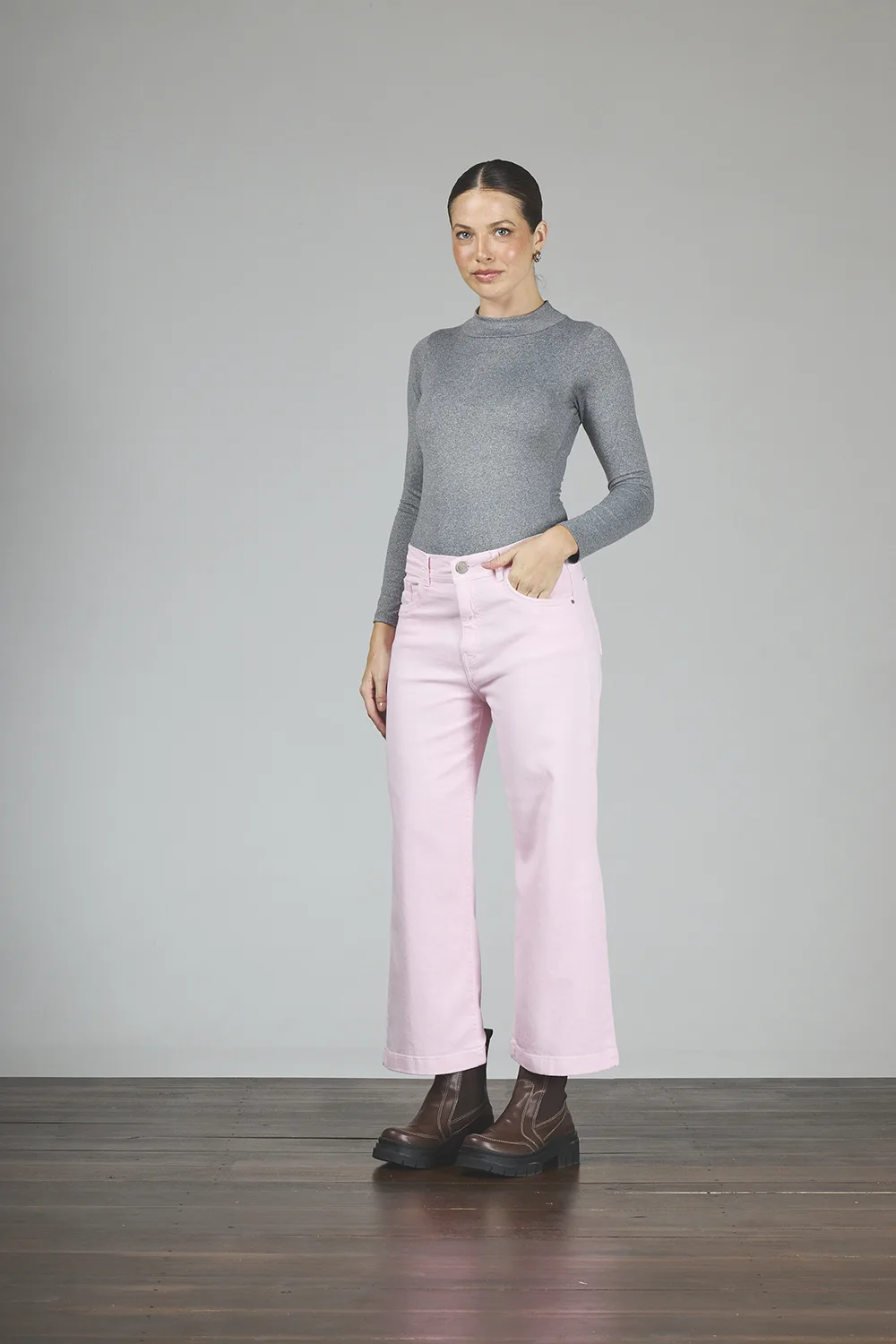 455-1.webp ART. 455 | CROP WIDE LEG ROSA ELASTIZADO - Imagen 1
