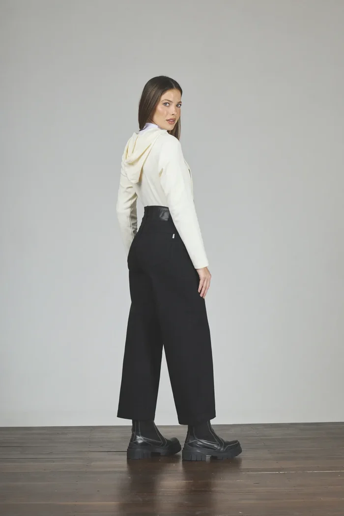 ART. 459 | CROP WIDE LEG NEGRO ELASTIZADO - Imagen 2