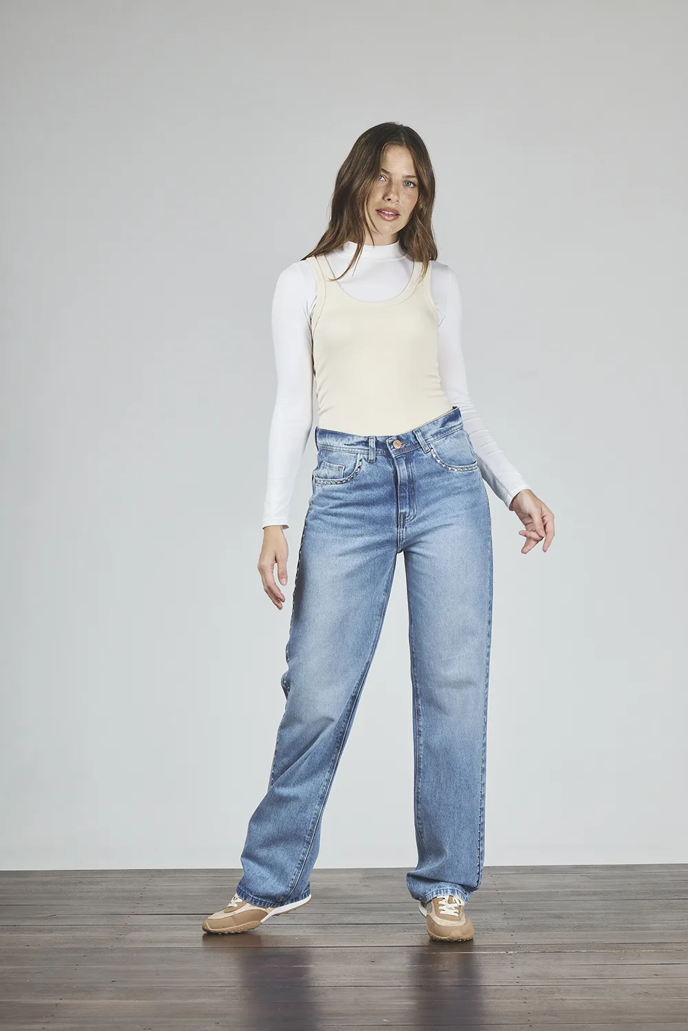 464-1.webp ART. 464 | BAGGY STONE TACHA LATERAL Y CONTORNO BOLSILLO RÍGIDO - Imagen 1