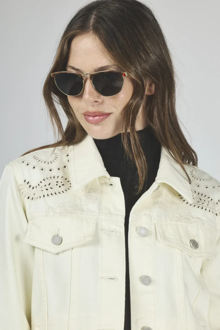 ART. 465 | CAMPERA CON BORDADO RIGIDO (BUTTER) - Imagen 4