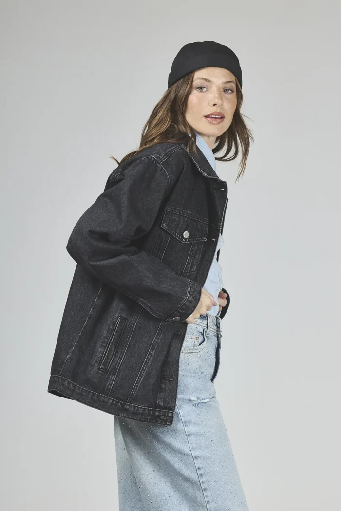 ART. 467 | CAMPERA OVERSIZE NEGRO DESTROYER RIGIDO - Imagen 4