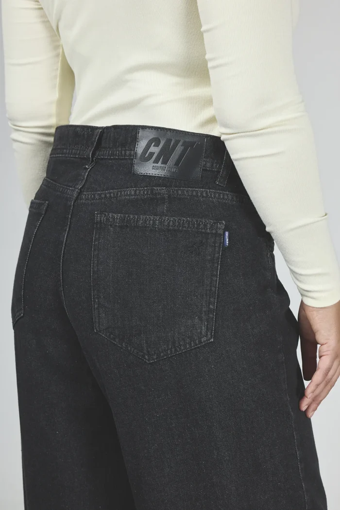 ART. 881 | WIDE LEG CLÁSICO NEGRO DESTROYER RÍGIDO - Imagen 4