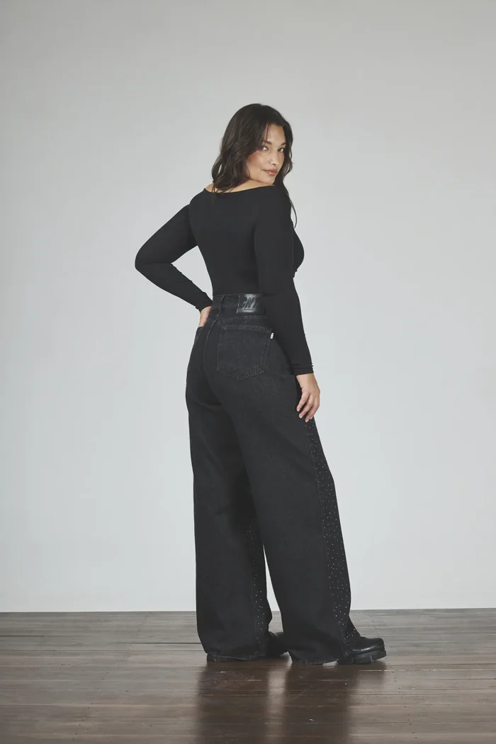 ART. 882 | WIDE LEG NEGRO CON STRAS RÍGIDO - Imagen 2