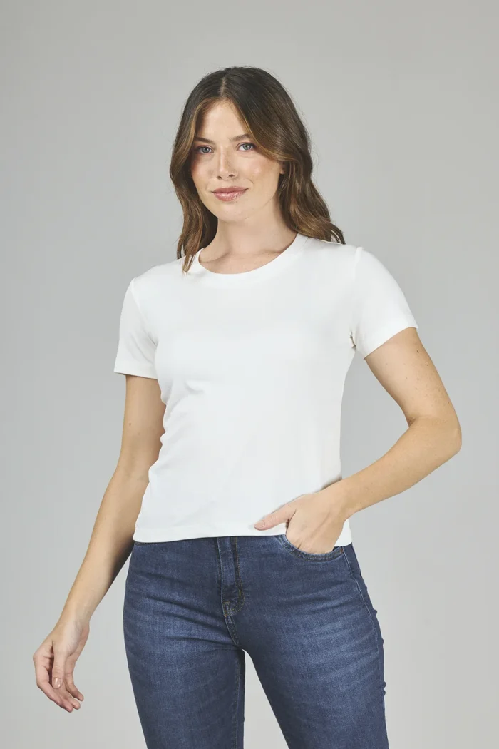 ART. E-700 | REMERA BASICA BLANCA MANGA CORTA - Imagen 2