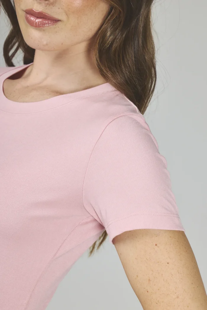 ART. A-36 | REMERA BÁSICA ROSA MANGA CORTA PREMIUM - Imagen 4