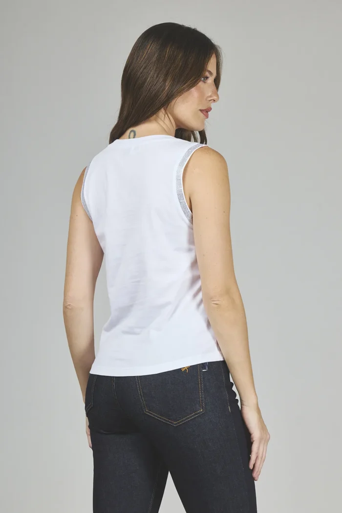 ART. A-39 | REMERA BLANCA SIN MANGA CON BRILLO - Imagen 2