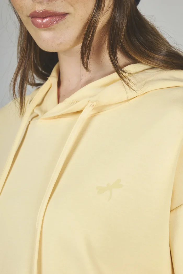 ART. A-65 | BUZO CROP AMARILLO CON CAPUCHA LIBELULA - Imagen 4
