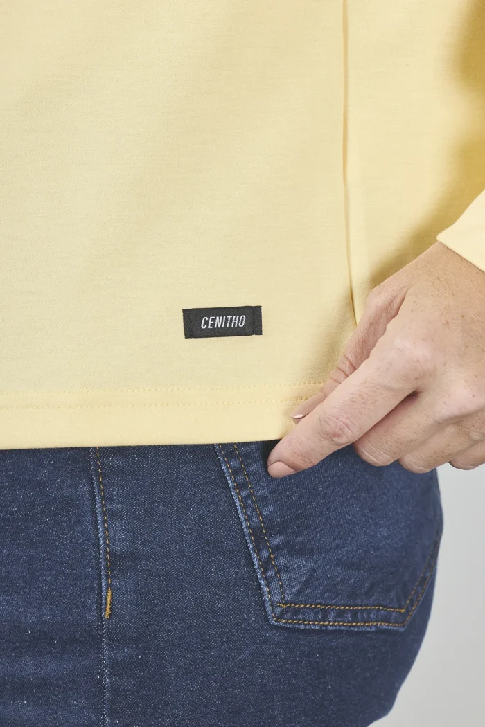 ART. A-65 | BUZO CROP AMARILLO CON CAPUCHA LIBELULA - Imagen 6