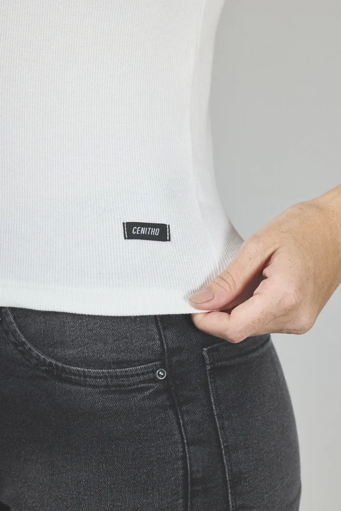 ART. A-83 | MUSCULOSA BLANCO OPTICO ESCOTE CERRADO - Imagen 5