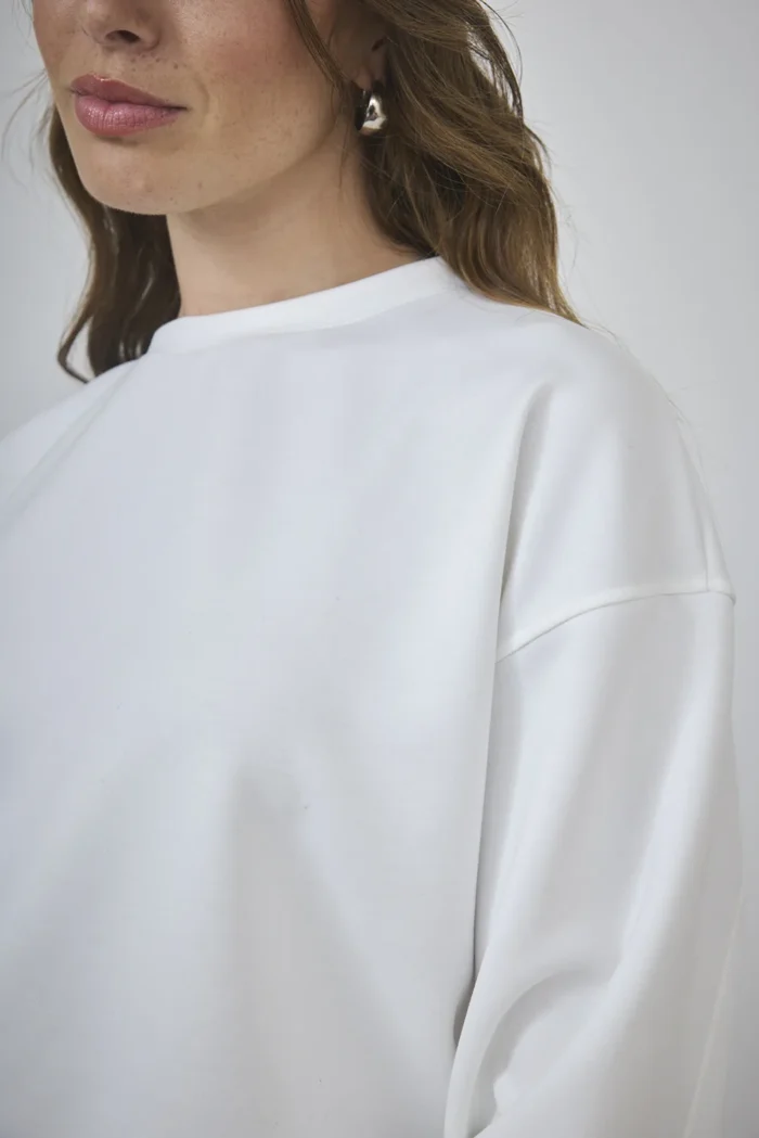 ART. A-99 | BUZO OVERSIZE BLANCO LYCRA - Imagen 3