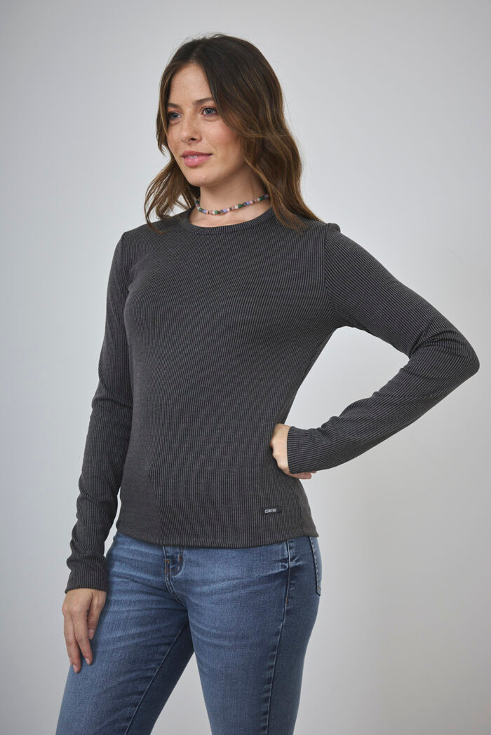 ART. E-708 | REMERA MANGA LARGA NEGRO MORLEY - Imagen 4