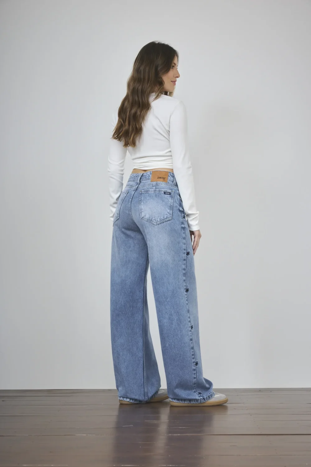 ART. 495 | WIDE LEG STONE CON BORDADO ESTRELLA RIGIDO - Imagen 2