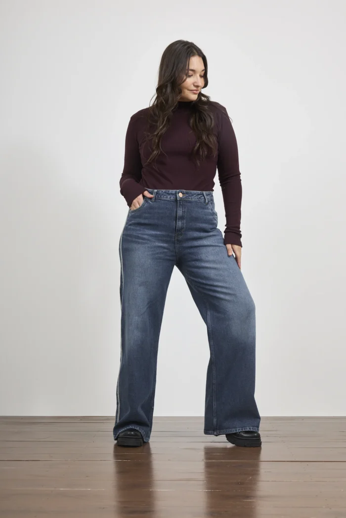 ART. 906 | WIDE LEG CON LINEAS VINTAGE BLUE ELASTIZADO - Imagen 4