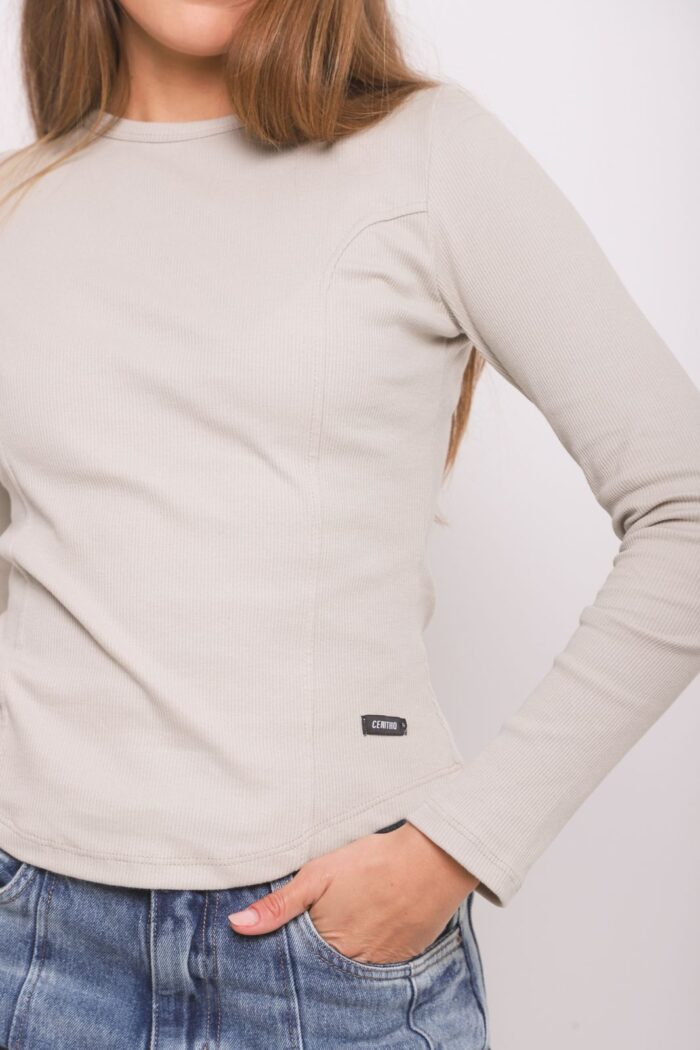 ART. A-123 | REMERA CUELLO REDONDO RECORTE DIOR BEIGE MORLEY ALGODÓN - Imagen 6