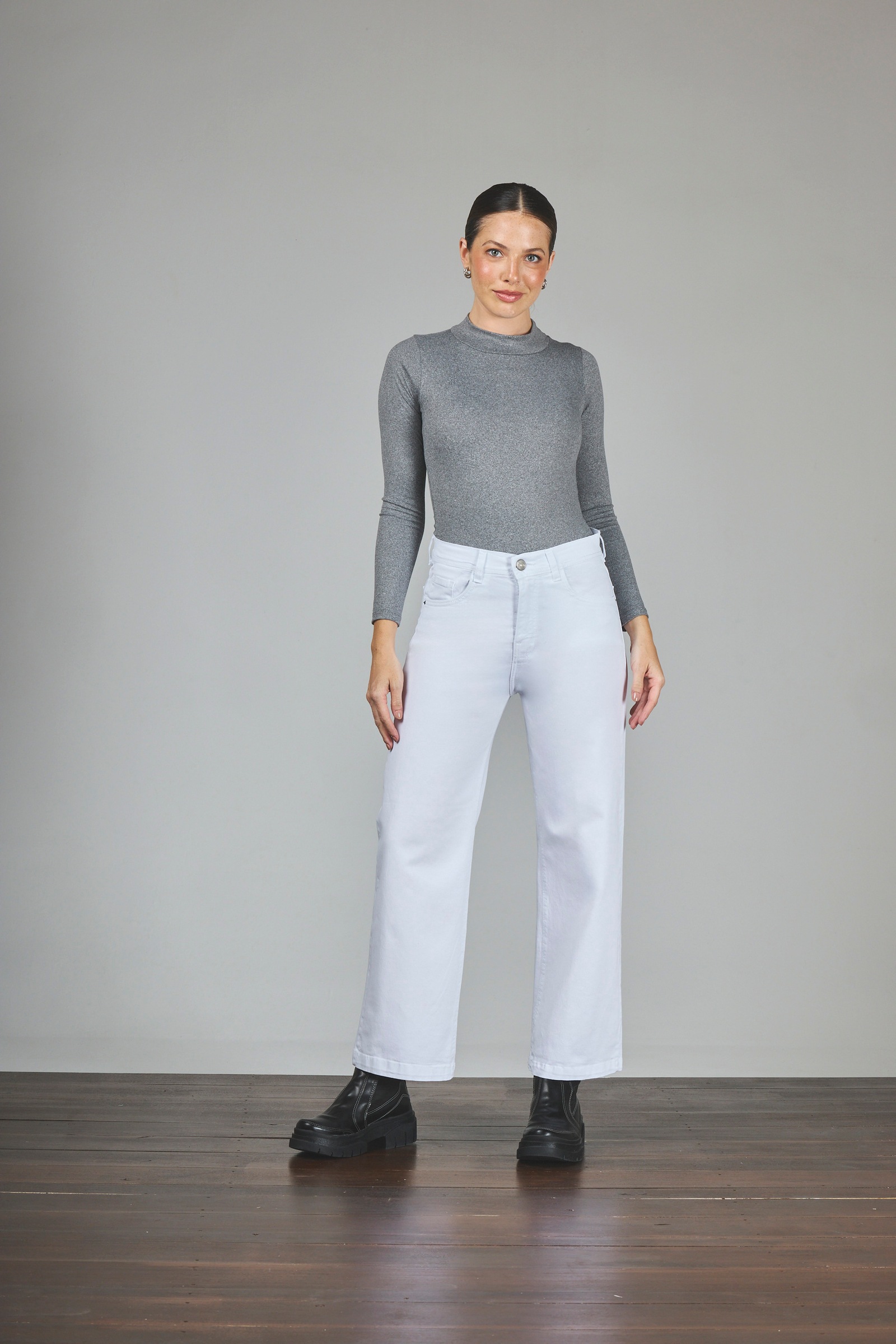 j148-1-1.jpg ART. 148 | CROP WIDE LEG BLANCO ELASTIZADO - Imagen 1