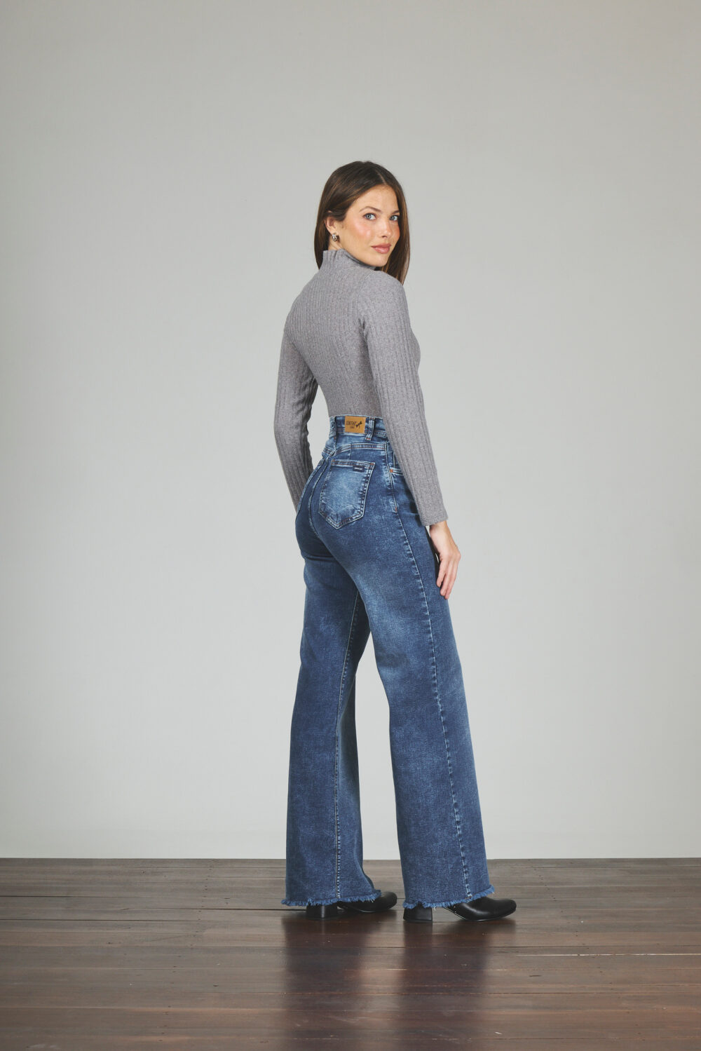 ART. 229 | WIDE LEG BOTA DESFLECADO ELASTIZADO - Imagen 2