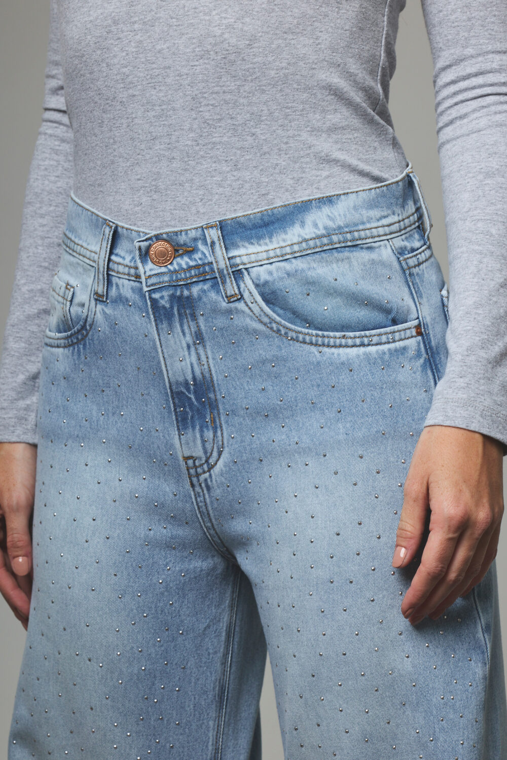 ART. 294 | WIDE LEG CELESTE CON STRASS RÍGIDO - Imagen 3