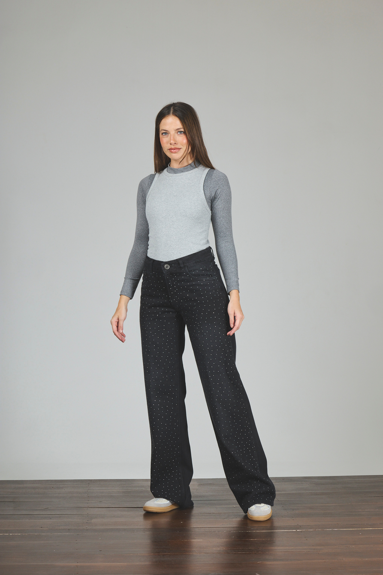 j312-1-1.jpg ART. 312 | WIDE LEG NEGRO CON STRASS RÍGIDO - Imagen 1