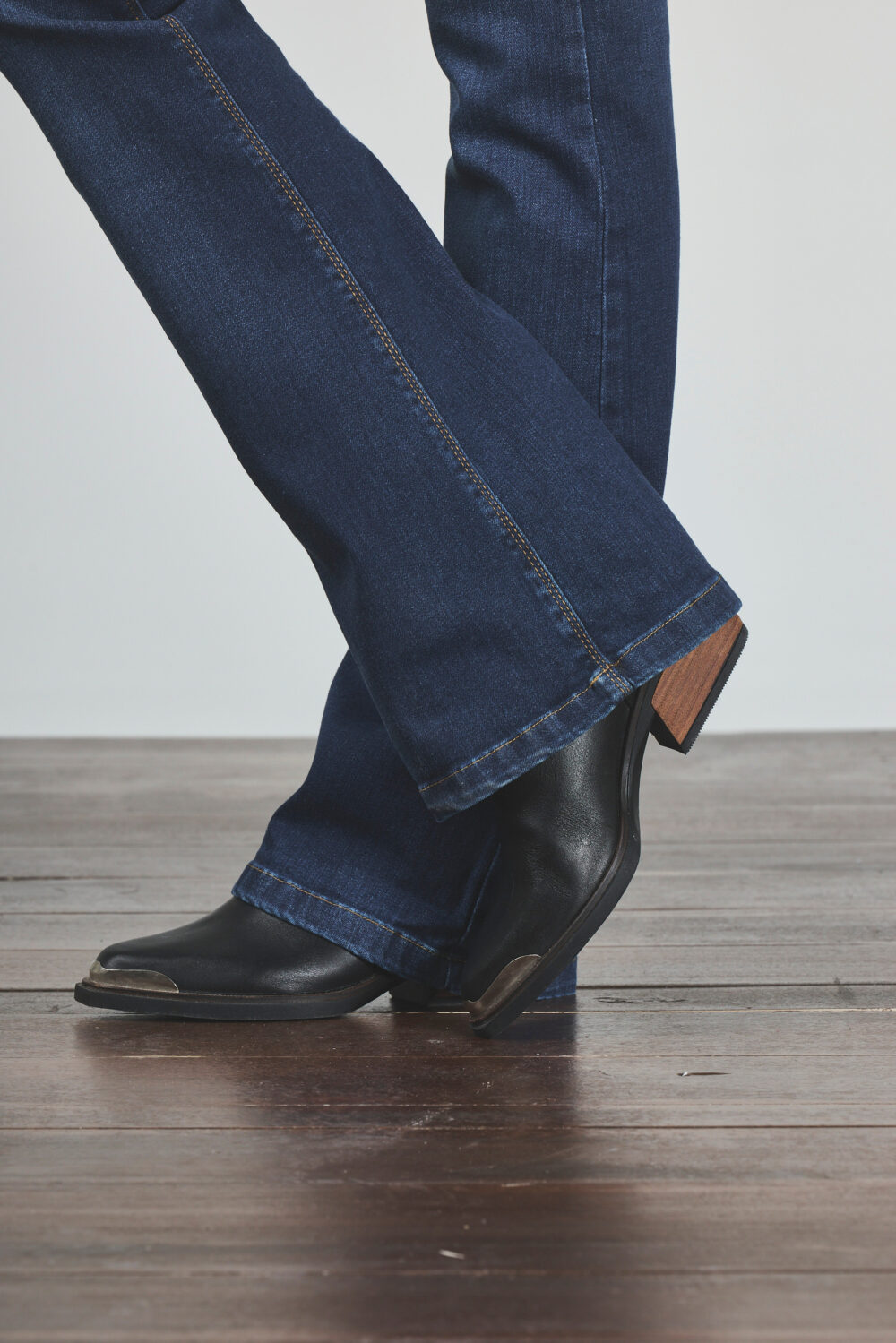 ART. 315 | SEMI OXFORD AZUL CON RUEDO ELASTIZADO - Imagen 6
