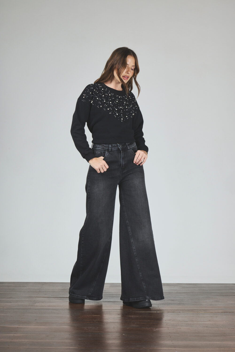 ART. 416 | MAXI BAGGY NEGRO DESTROYER OVERSIZE CON RECORTE ELASTIZADO - Imagen 5