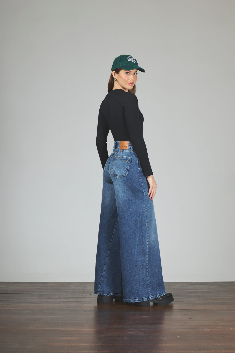 ART. 427 | MAXI BAGGY STONE OVERSIZE CON RECORTE ELASTIZADO - Imagen 2