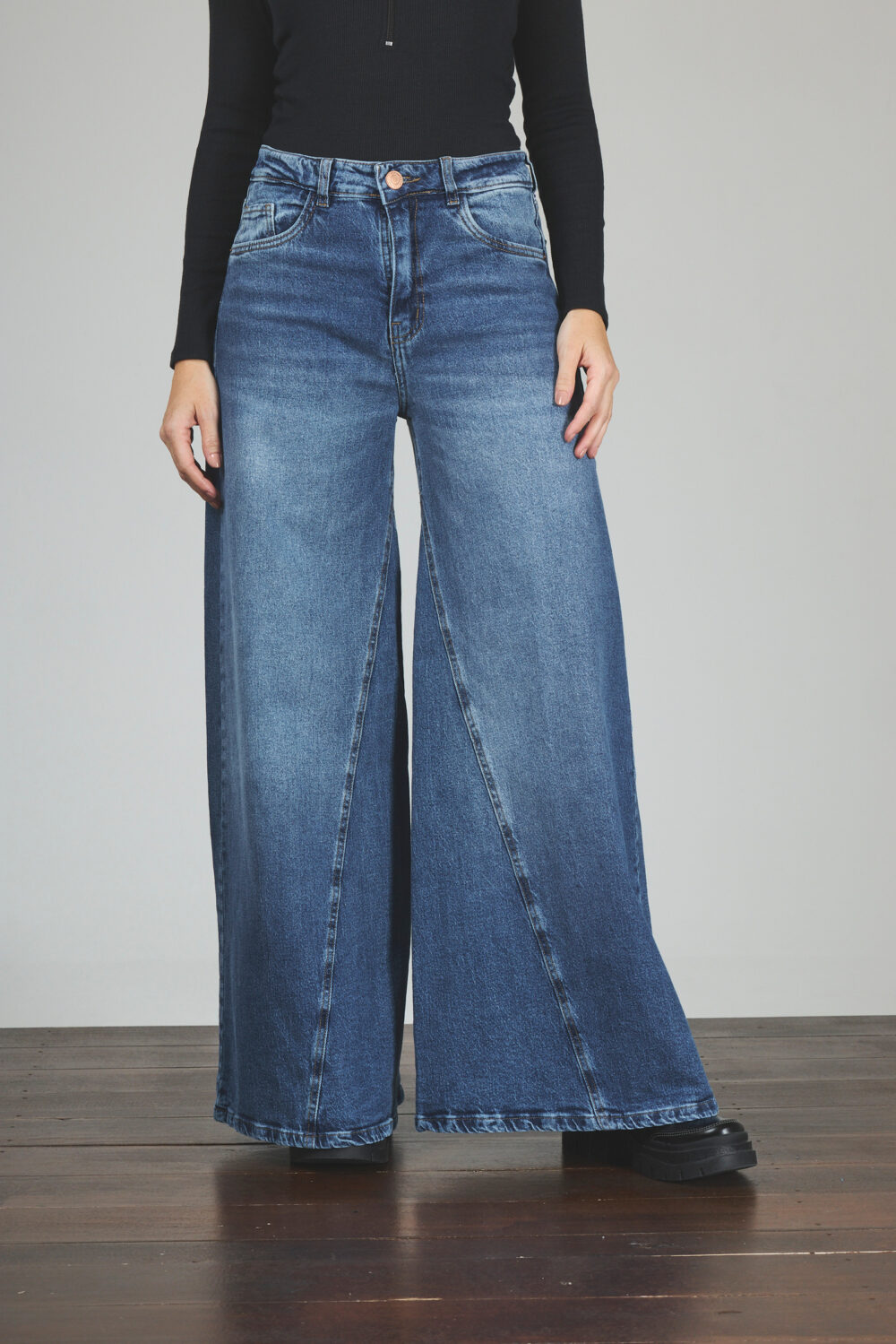 ART. 427 | MAXI BAGGY STONE OVERSIZE CON RECORTE ELASTIZADO - Imagen 6