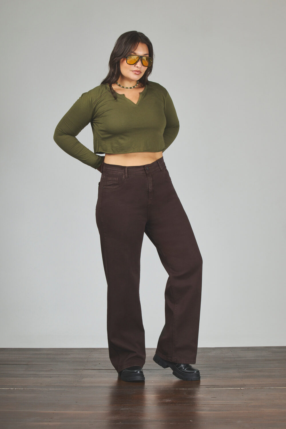 ART. 866 | WIDE LEG CLÁSICO CHOCOLATE ELASTIZADO - Imagen 4