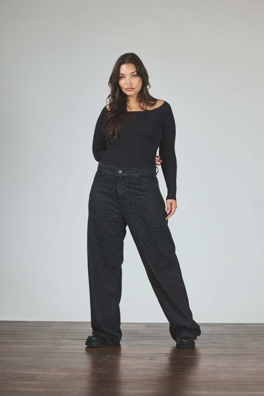 ART. 882 | WIDE LEG NEGRO CON STRAS RÍGIDO - Imagen 3