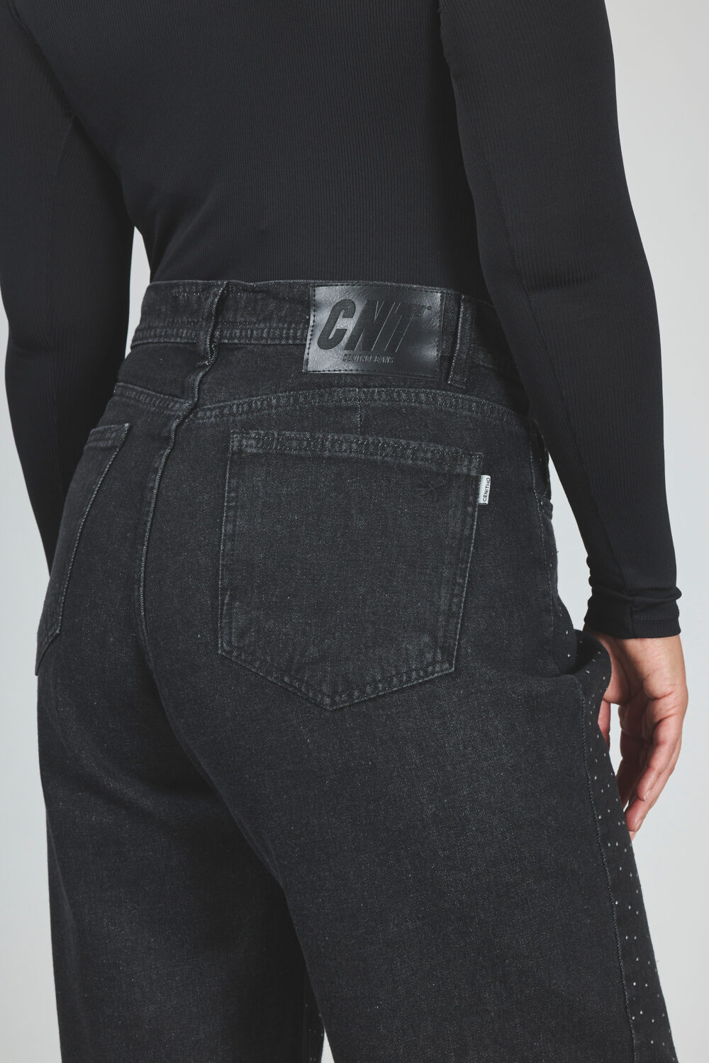 ART. 882 | WIDE LEG NEGRO CON STRAS RÍGIDO - Imagen 5