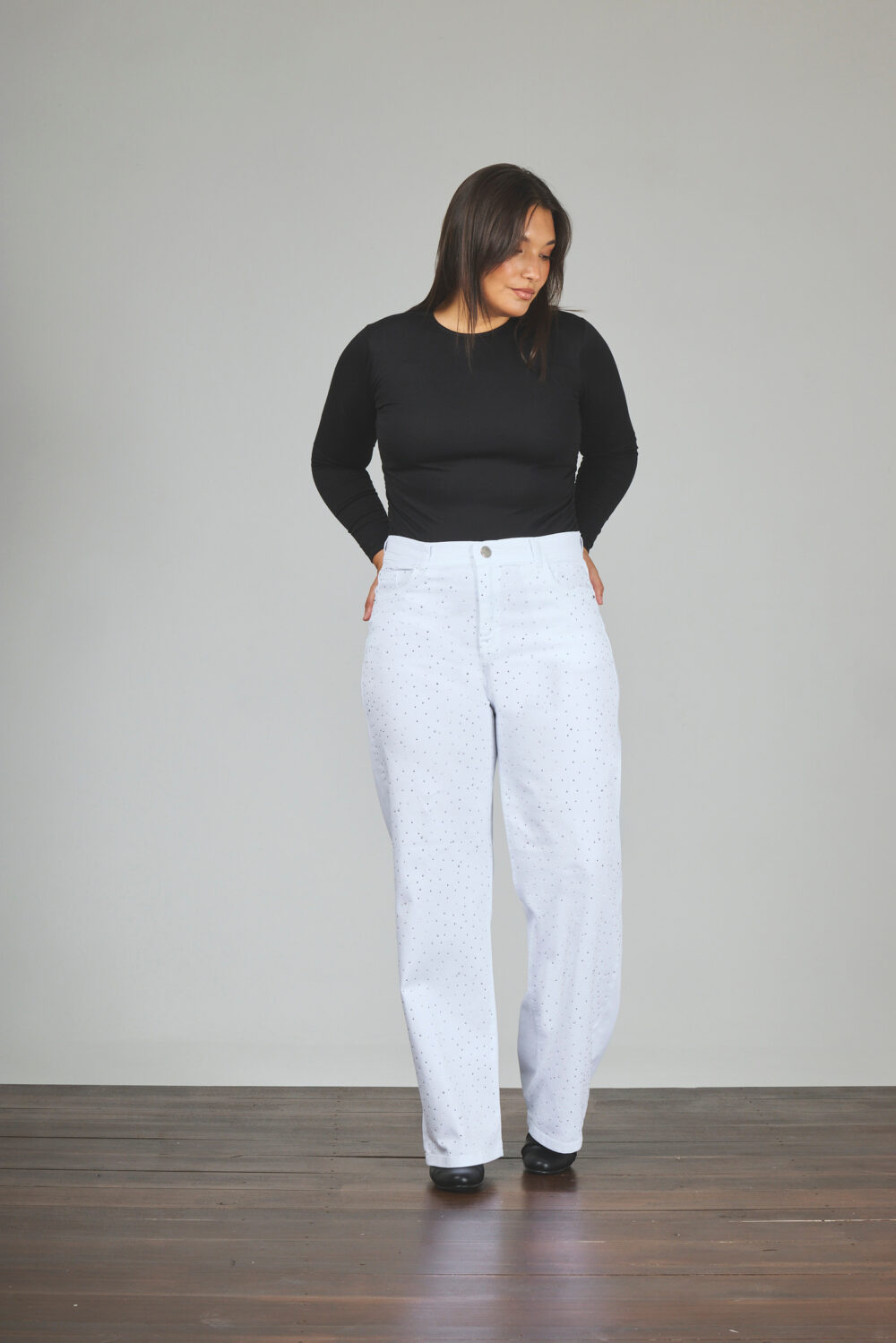 ART. 891 | WIDE LEG BLANCO CON BRILLO ELASTIZADO - Imagen 4